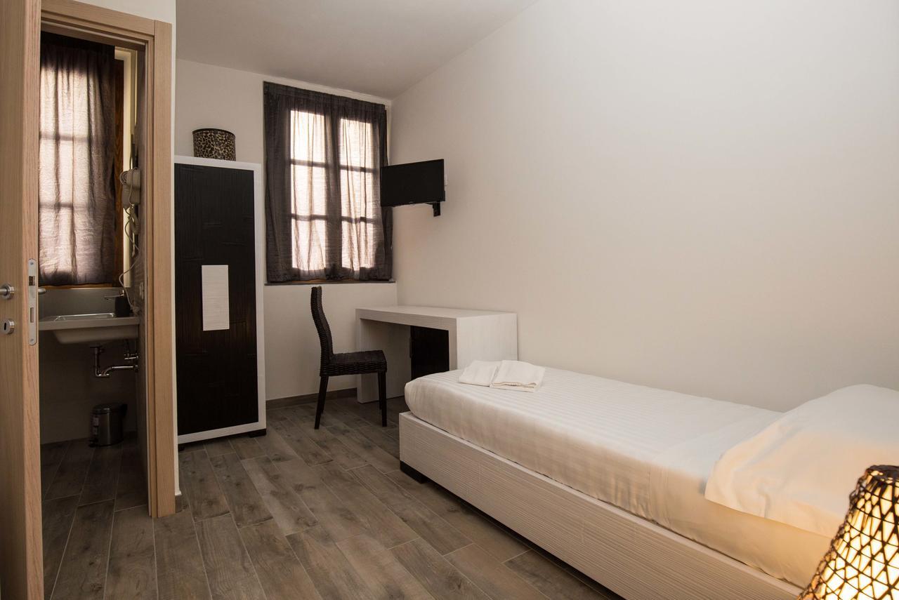 Hotel Villa Bartolini กาเลนซาโน ภายนอก รูปภาพ